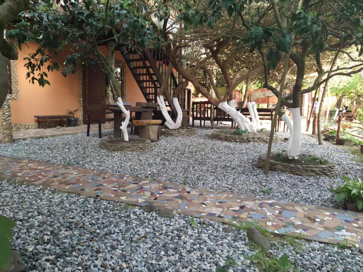 Guest House Lev Πιτσούντα Εξωτερικό φωτογραφία