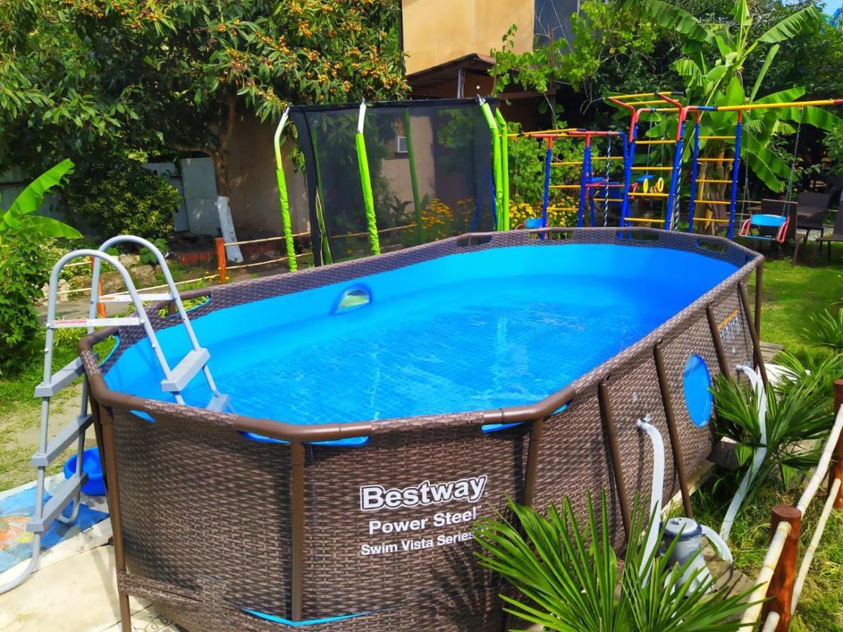Guest House Lev Πιτσούντα Εξωτερικό φωτογραφία