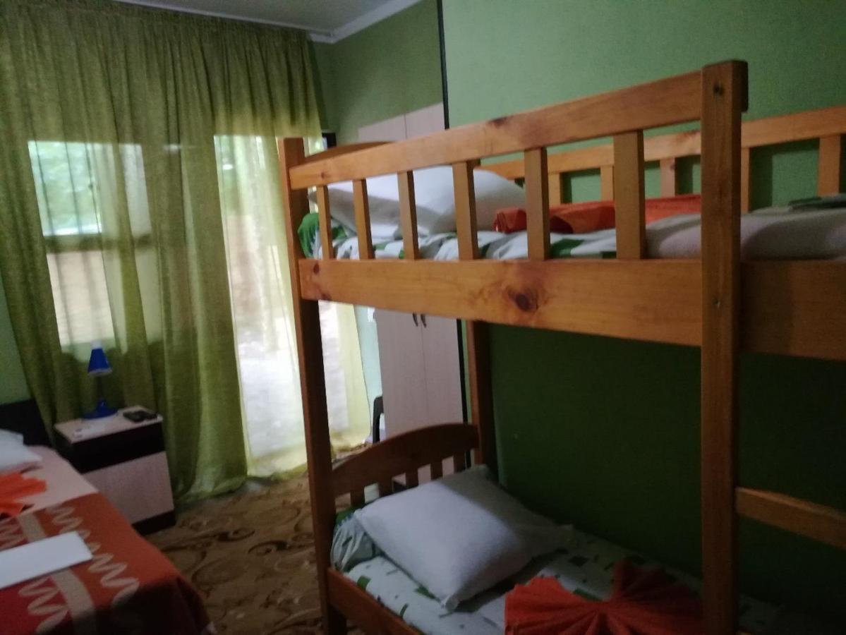 Guest House Lev Πιτσούντα Εξωτερικό φωτογραφία